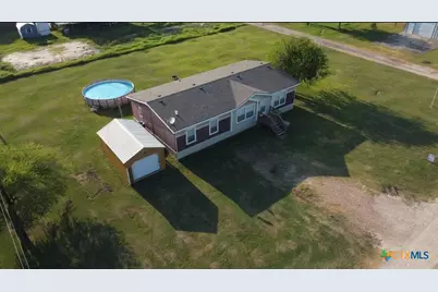 1602 W Saint Louis Avenue, Seadrift, TX 77983 - Photo 3