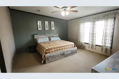 1602 W Saint Louis Avenue, Seadrift, TX 77983 - Photo 13
