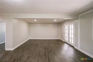 2807 Bluebonnet St, Victoria, TX 77901 - Photo 11