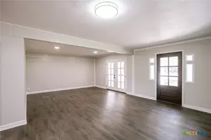 2807 Bluebonnet St, Victoria, TX 77901 - Photo 13