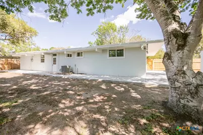 2807 Bluebonnet Street, Victoria, TX 77901 - Photo 7