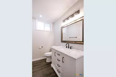 2807 Bluebonnet Street, Victoria, TX 77901 - Photo 45