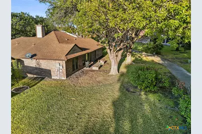 3620 Chestnut Court, Schertz, TX 78108 - Photo 5