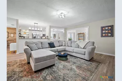 3620 Chestnut Court, Schertz, TX 78108 - Photo 11