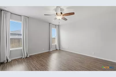 484 Copper Hill Drive, New Braunfels, TX 78130 - Photo 21