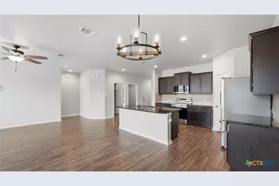 484 Copper Hill Drive, New Braunfels, TX 78130 - Photo 15