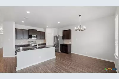 484 Copper Hill Drive, New Braunfels, TX 78130 - Photo 17