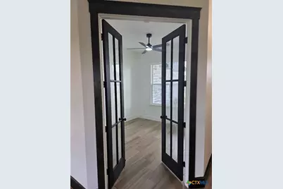 11151 Golden Eagle Avenue, Salado, TX 76571 - Photo 11