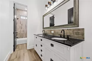 11151 Golden Eagle Ave, Salado, TX 76571 - Photo 33