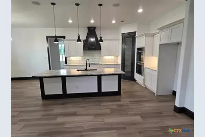 11151 Golden Eagle Avenue, Salado, TX 76571 - Photo 13