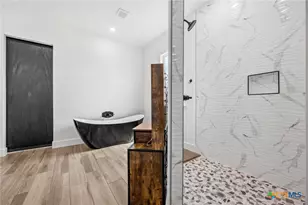 11151 Golden Eagle Ave, Salado, TX 76571 - Photo 27