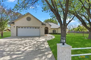 2592 Edgegrove, Canyon Lake, TX 78133 - Photo 3