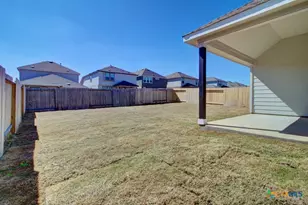 747 Navarro St, New Braunfels, TX 78132 - Photo 3