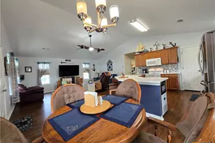 16 Peggy St, Palacios, TX 77465 - Photo 19