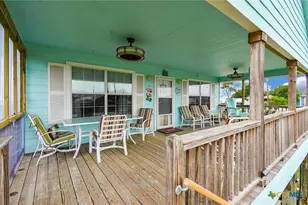 16 Peggy St, Palacios, TX 77465 - Photo 7