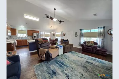 16 Peggy Street, Palacios, TX 77465 - Photo 15