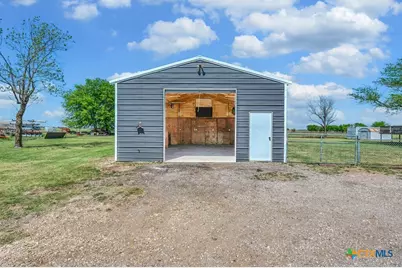 10280 S Whitehall Road, Temple, TX 76504 - Photo 37