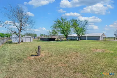 10280 S Whitehall Road, Temple, TX 76504 - Photo 35
