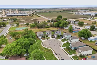 334 Mar Hill Street, Seguin, TX 78155 - Photo 43