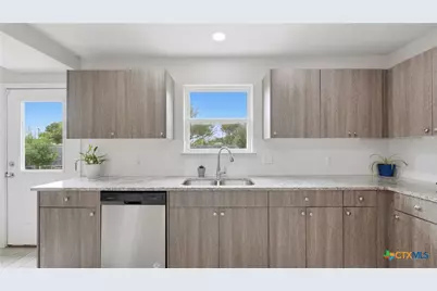 334 Mar Hill Street, Seguin, TX 78155 - Photo 17