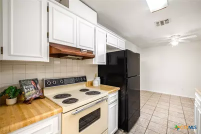 309/311 Briarwood Drive, New Braunfels, TX 78130 - Photo 9