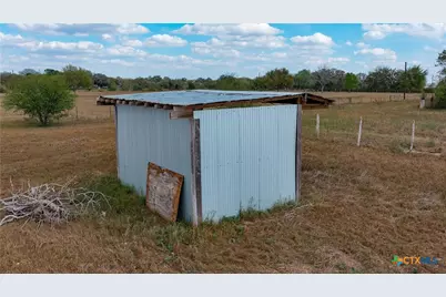 670 Thiele Road, Yoakum, TX 77995 - Photo 41