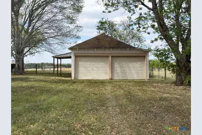670 Thiele Road, Yoakum, TX 77995 - Photo 35