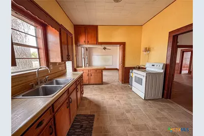 670 Thiele Road, Yoakum, TX 77995 - Photo 29