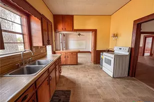 670 Thiele Rd, Yoakum, TX 77995 - Photo 29