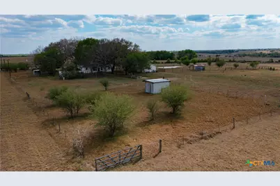 670 Thiele Road, Yoakum, TX 77995 - Photo 45