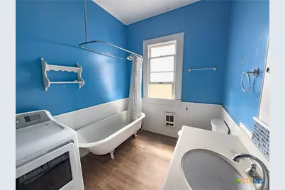 670 Thiele Road, Yoakum, TX 77995 - Photo 33