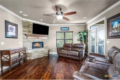 1065 Hillcrest Forest, Canyon Lake, TX 78133 - Photo 11