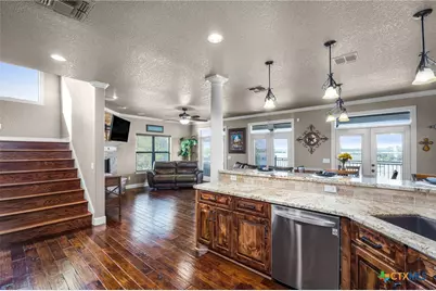 1065 Hillcrest Forest, Canyon Lake, TX 78133 - Photo 9