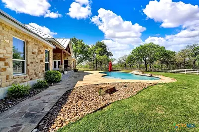 1224 Fm 3432, Adkins, TX 78101 - Photo 35