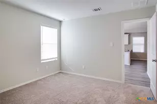 1915 Chiffchaff, New Braunfels, TX 78130 - Photo 17