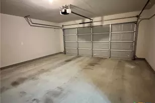 909 2nd St, Cuero, TX 77954 - Photo 15