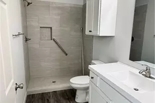 909 2nd St, Cuero, TX 77954 - Photo 13