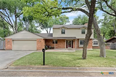 1903 N Harding Avenue, Cameron, TX 76520 - Photo 1