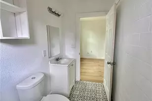 929 Veterans St, Seguin, TX 78155 - Photo 11