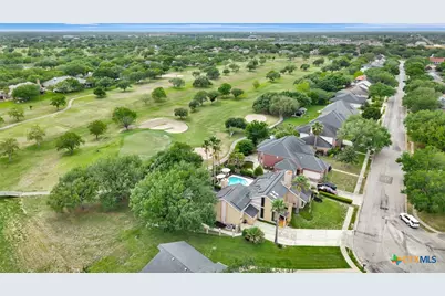 103 Tracy Lane, Victoria, TX 77904 - Photo 5
