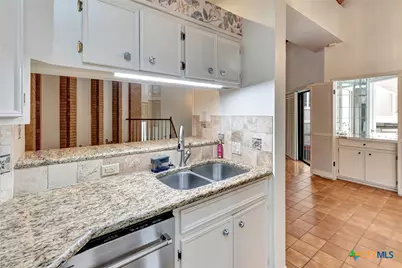 103 Tracy Lane, Victoria, TX 77904 - Photo 15