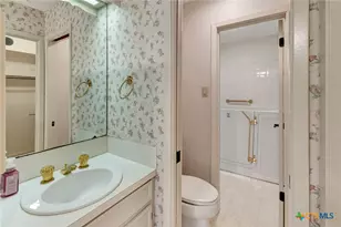 103 Tracy Ln, Victoria, TX 77904 - Photo 37