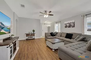 1517 Gateshead Dr, Seguin, TX 78155 - Photo 3