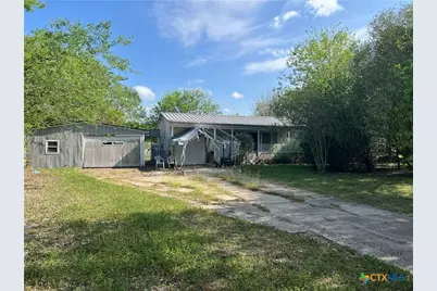 405 Mulberry Drive, Port Lavaca, TX 77979 - Photo 1