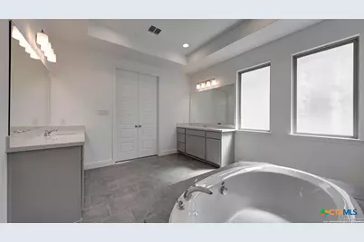 24110 Sidehill Lie, San Antonio, TX 78261 - Photo 9