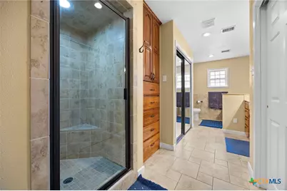 2010 N Beal Street, Belton, TX 76513 - Photo 23