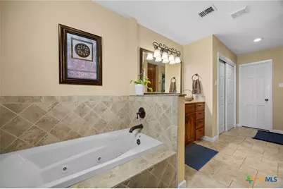 2010 N Beal Street, Belton, TX 76513 - Photo 25