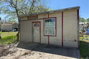 2411 Mumphord St, Victoria, TX 77901 - Photo 17