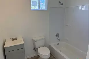 2411 Mumphord St, Victoria, TX 77901 - Photo 11