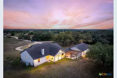 155 Maverick, New Braunfels, TX 78132 - Photo 3
